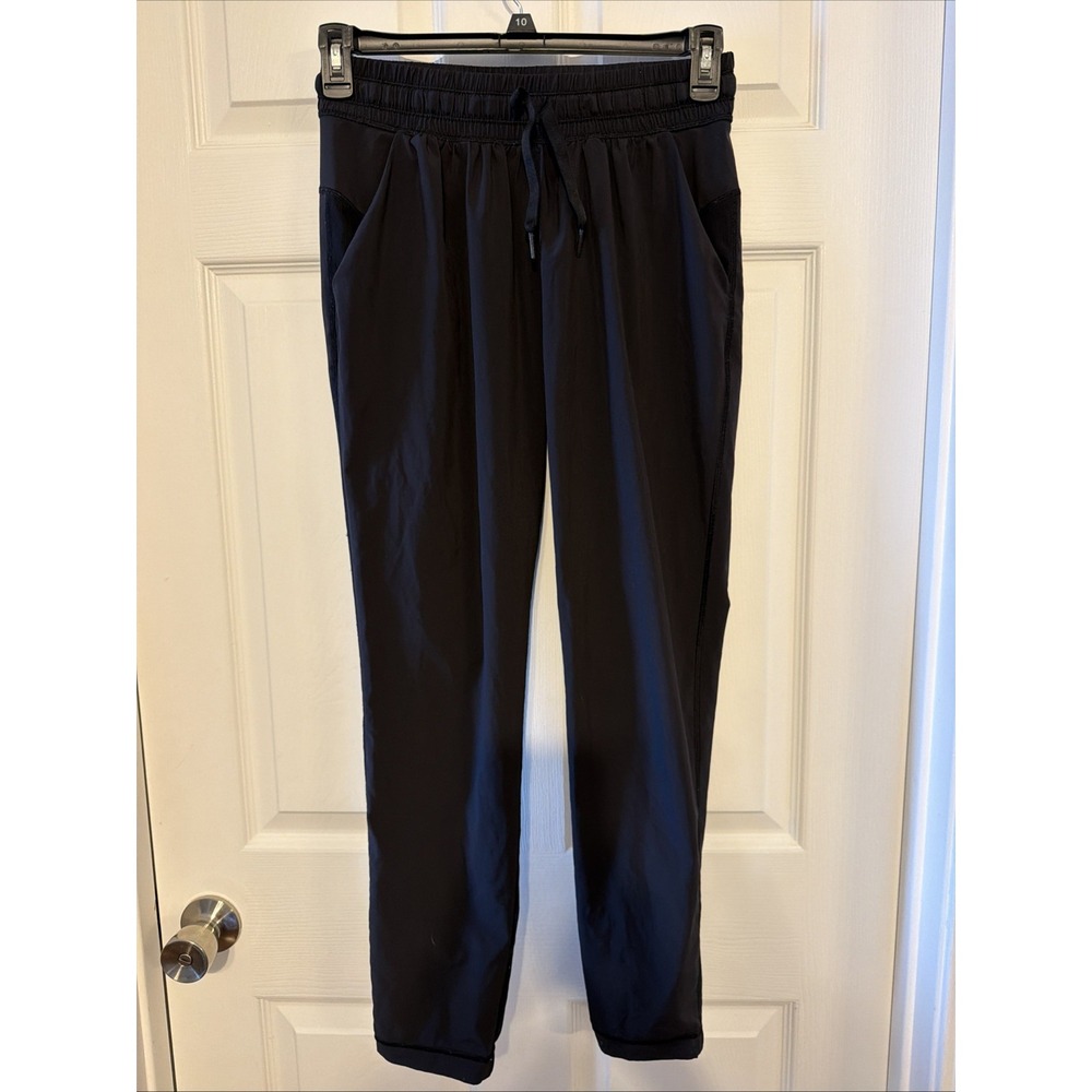 lululemon athletica Jogger Pants 4 Black Drawstring Pockets Thin/stretch
